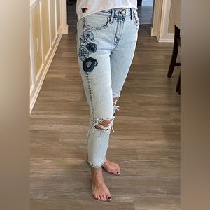 Driftwood Women’s Embroidered Gizelle Jeans